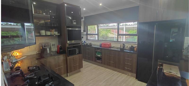 4 Bedroom Property for Sale in Pellissier Free State